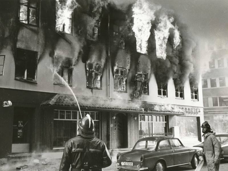Hotell_Bristol_brenner_(1976)_2
